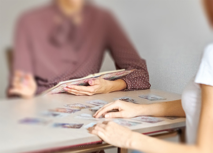 Emilie Lupo Scortani therapeute art-therapeute pontcharra goncelin crolles gresivaudan isere